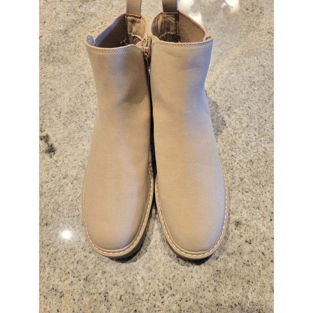 Time And True Womens Beige Boots Size 11 Brand New Never Worn Beautiful Boots